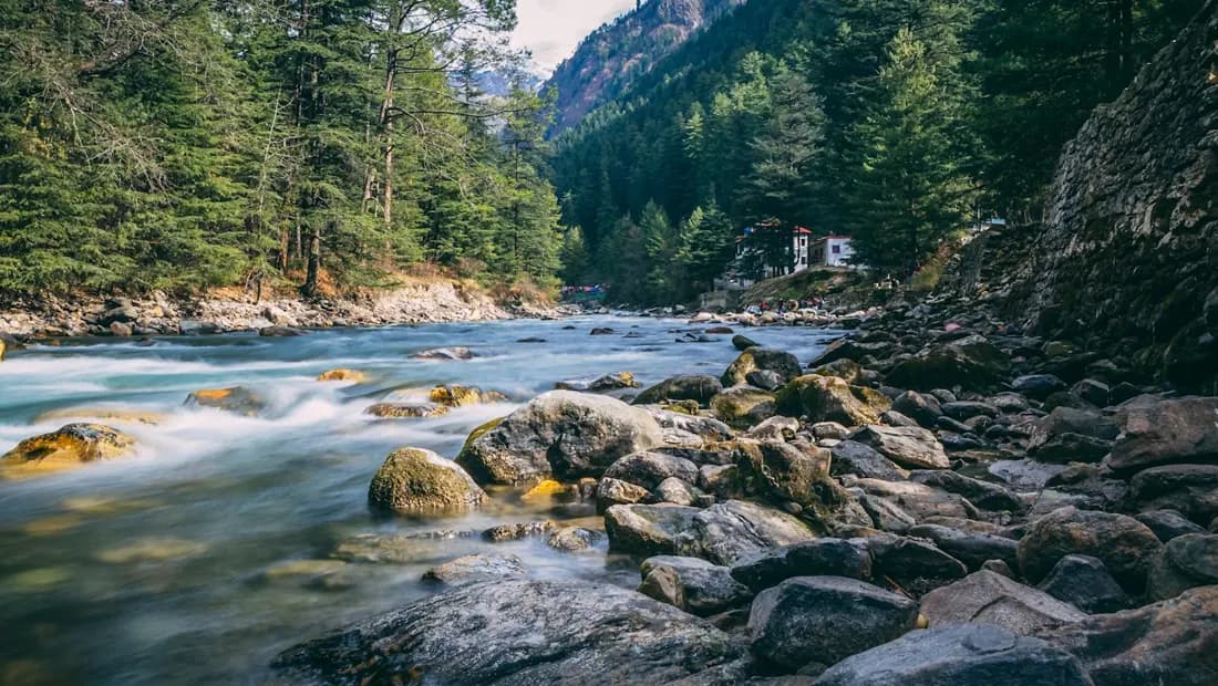 Manali, Kasol & Sissu Escape — illustrative mountain landscape
